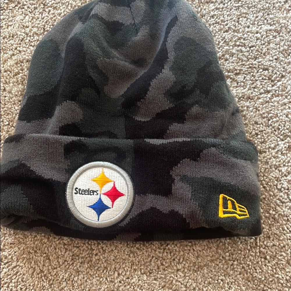 New Era Black and Gray Camo Steelers Beanie